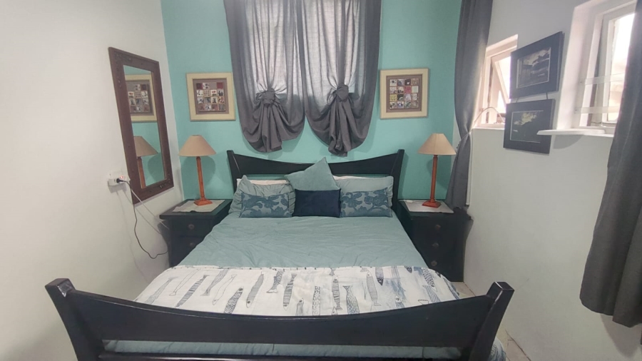 2 Bedroom Property for Sale in Stilbaai Oos Western Cape